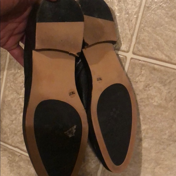 Shoes - Picture 2 of 3